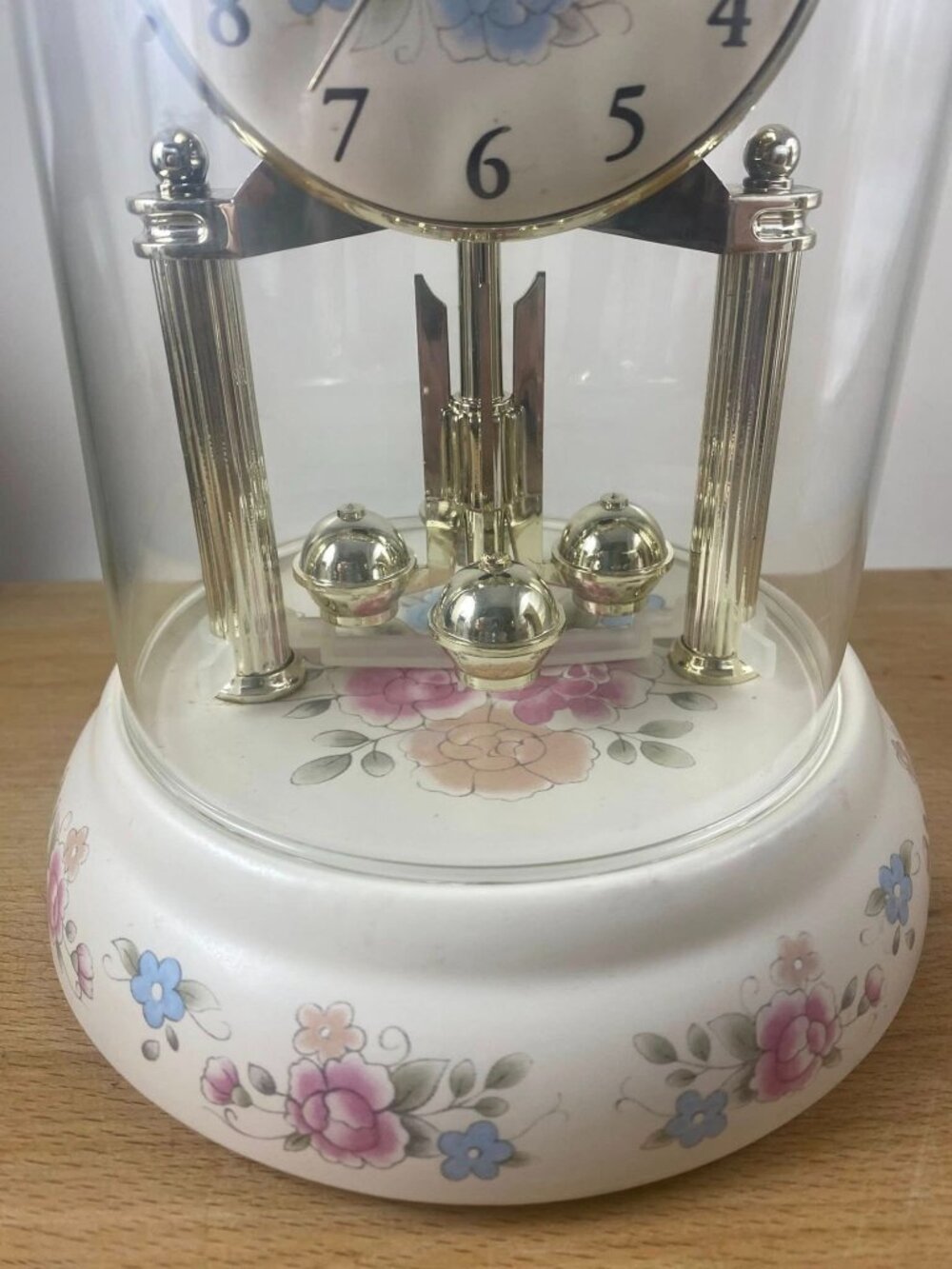 Vintage Timex Anniversary Clock with Glass Dome - Doesn't Work - Cottagecore Cha - Picture 4 of 11